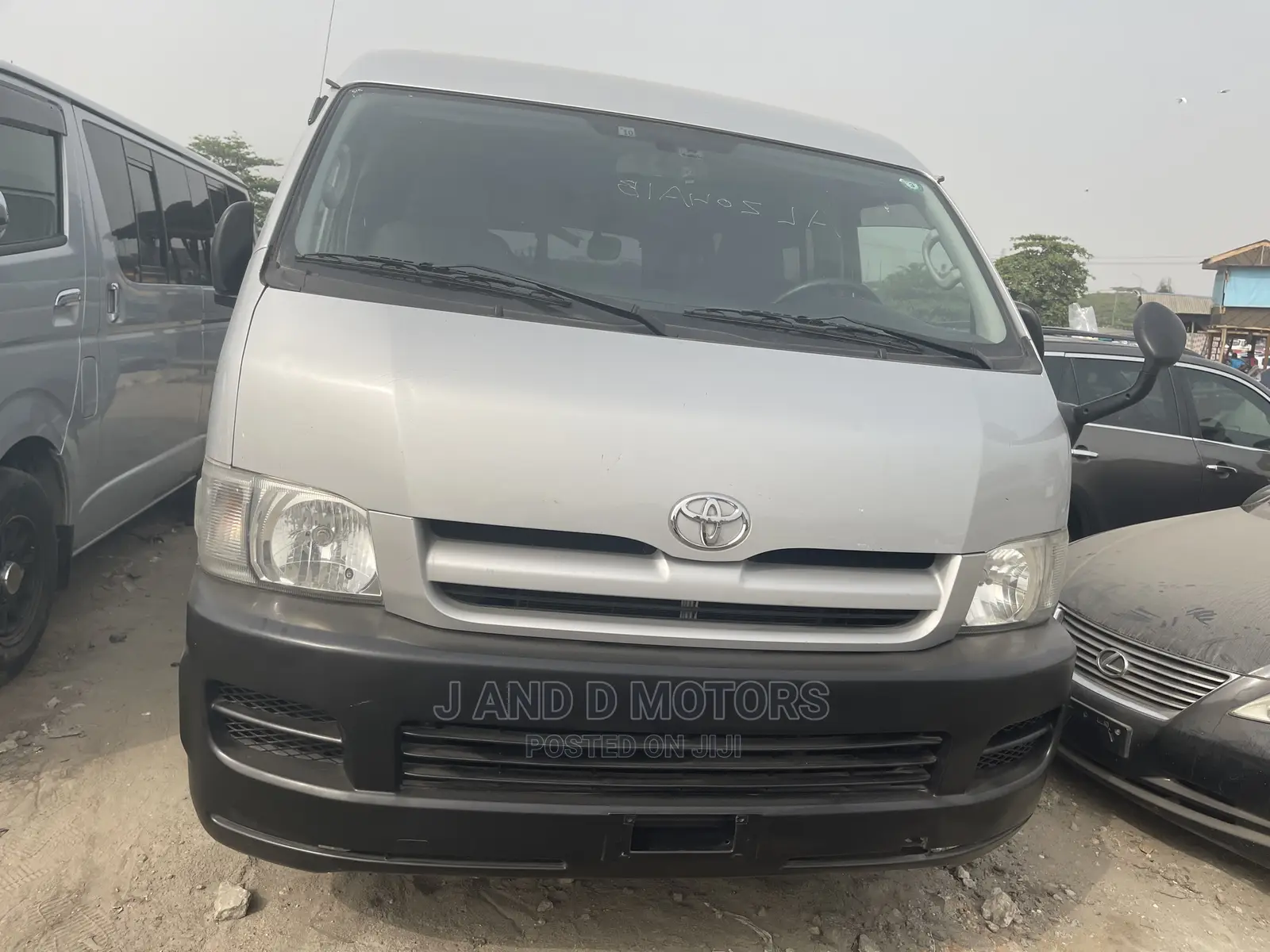 Toyota HiAce 2011 Grey