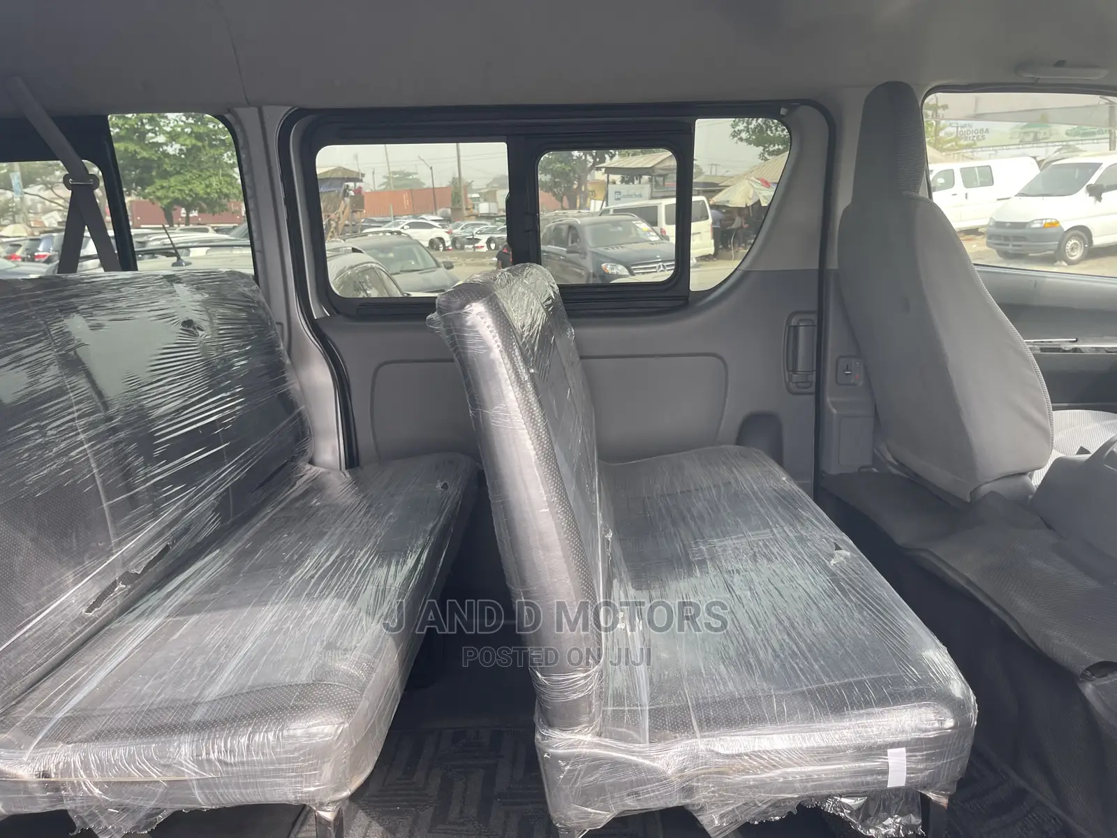 Toyota HiAce 2011 Grey