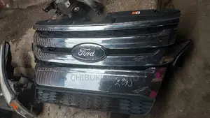Frontgrill Ford Edge 2013