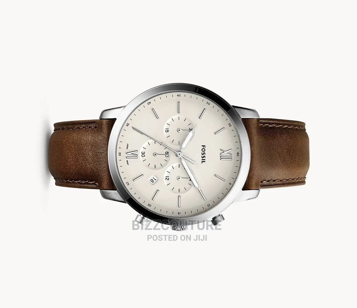 Original FOSSIL Leather Strap Watch Available in Store
