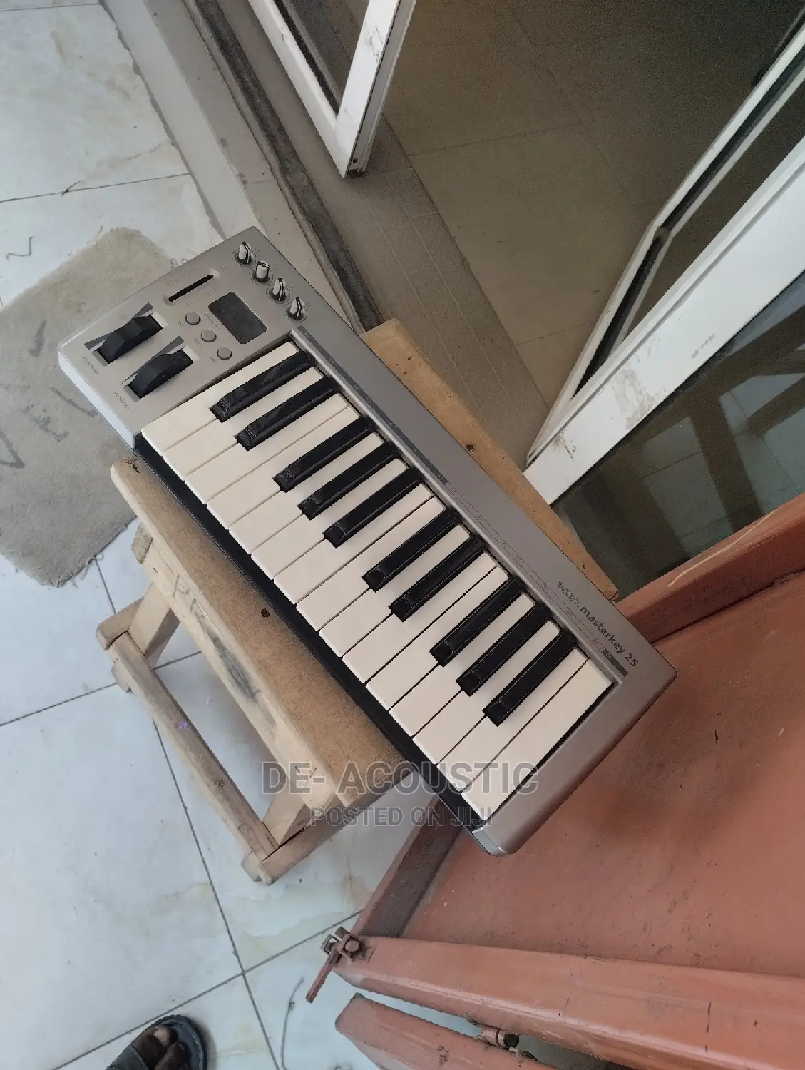 Direct Uk Used 2 Octave Midi Keyboard
