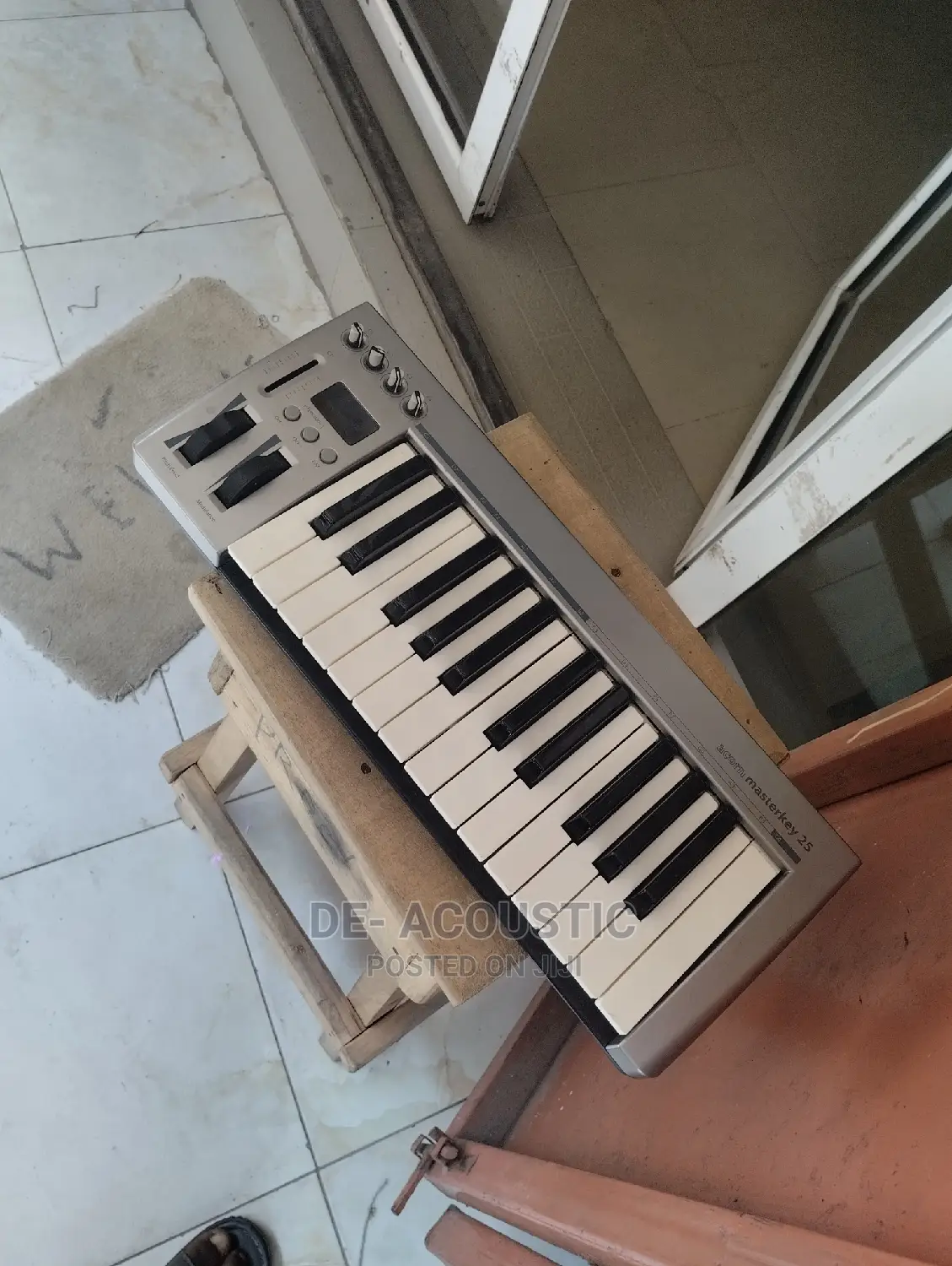 Direct Uk Used 2 Octave Midi Keyboard