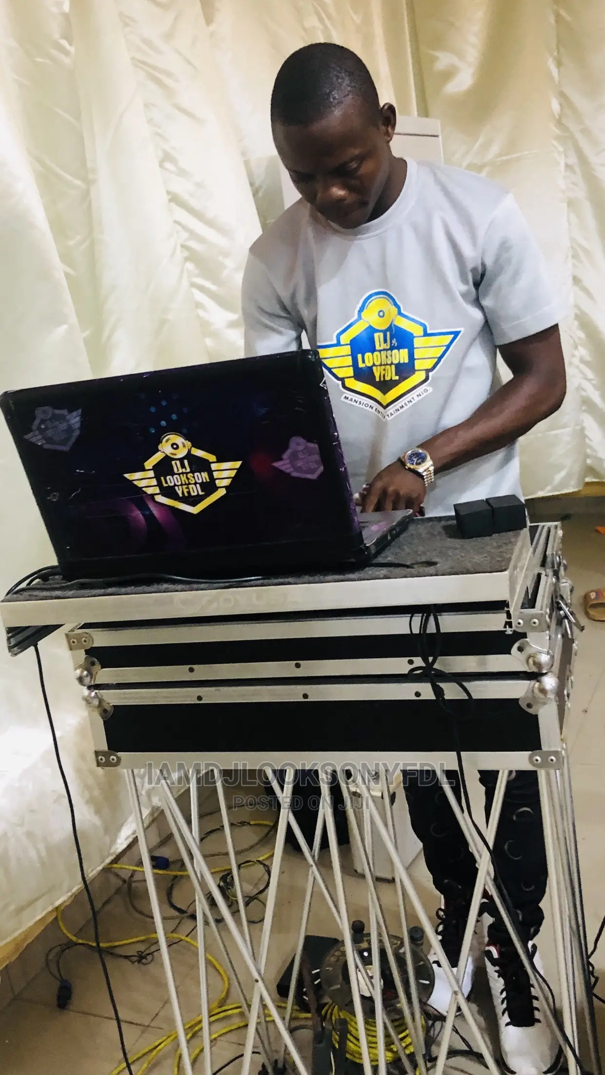 Dj Service Ent Mc Hypeman
