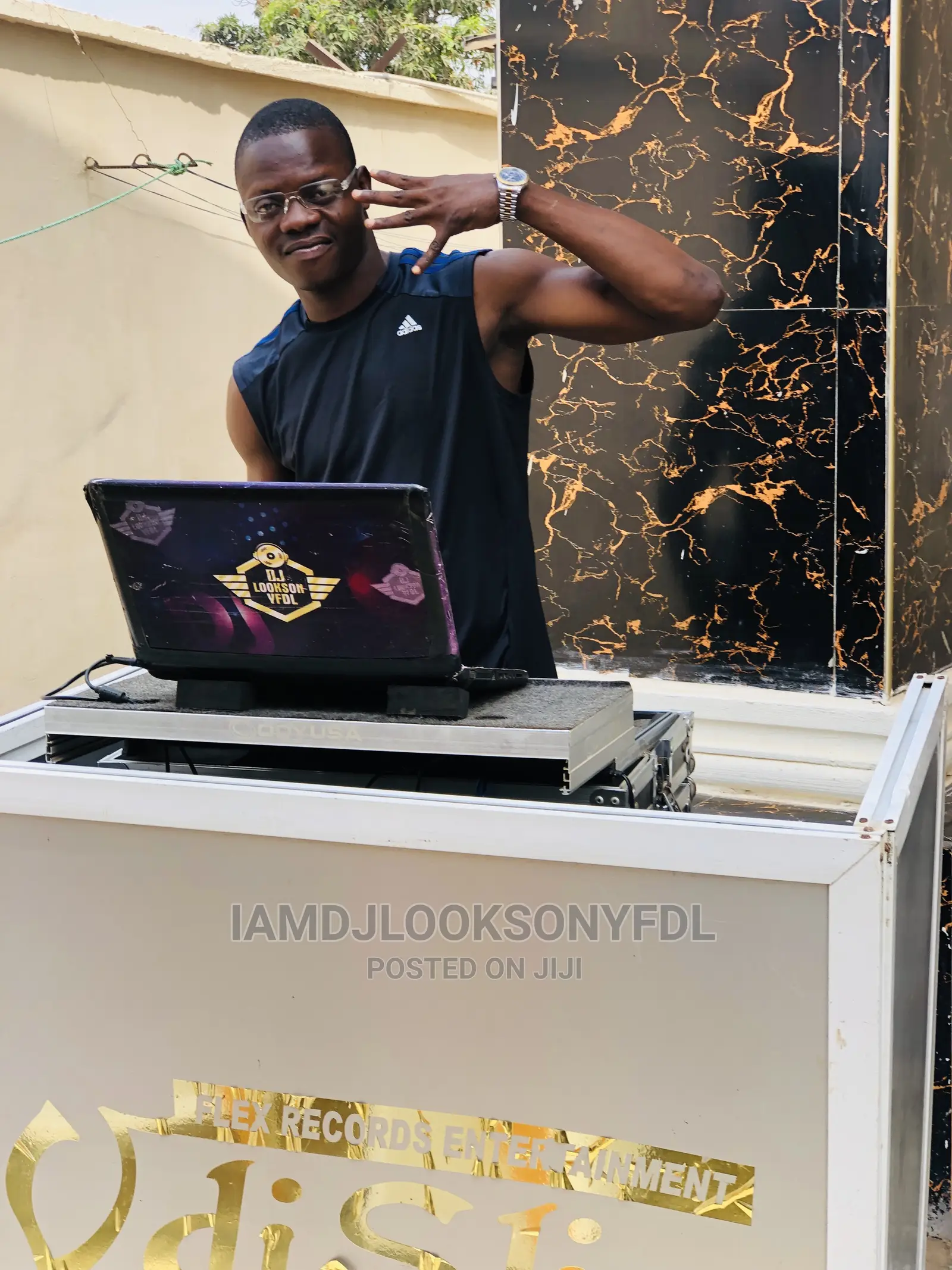 Dj Service Ent Mc Hypeman