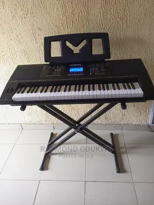 YAMAHA PSR Keyboard With Usb