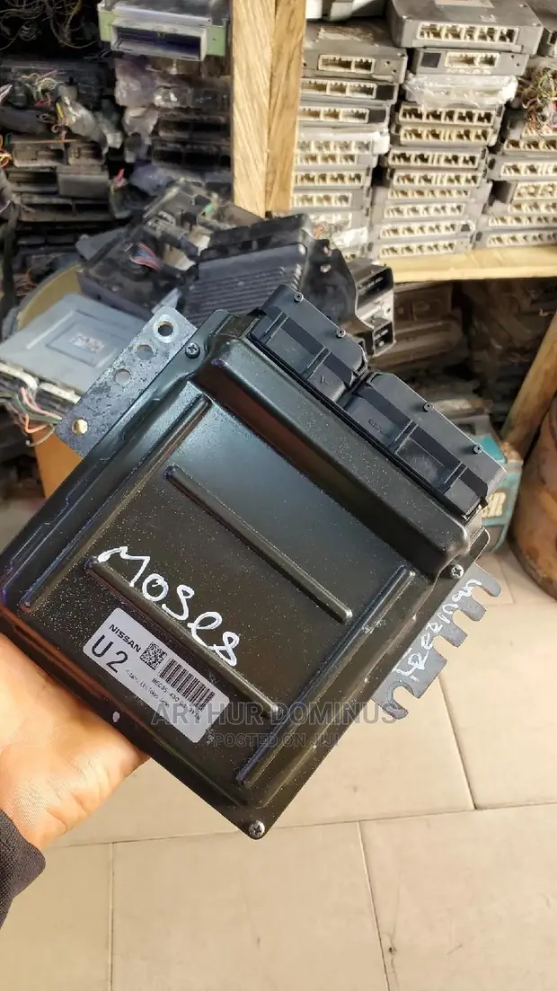 Nissy　BOX Zinus 5