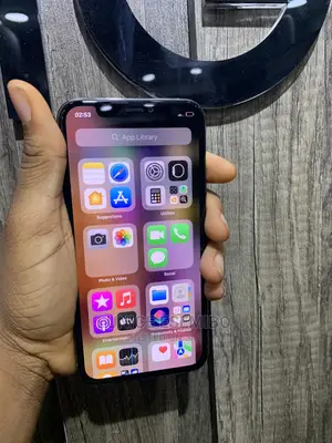 Apple iPhone XS 64 GB White