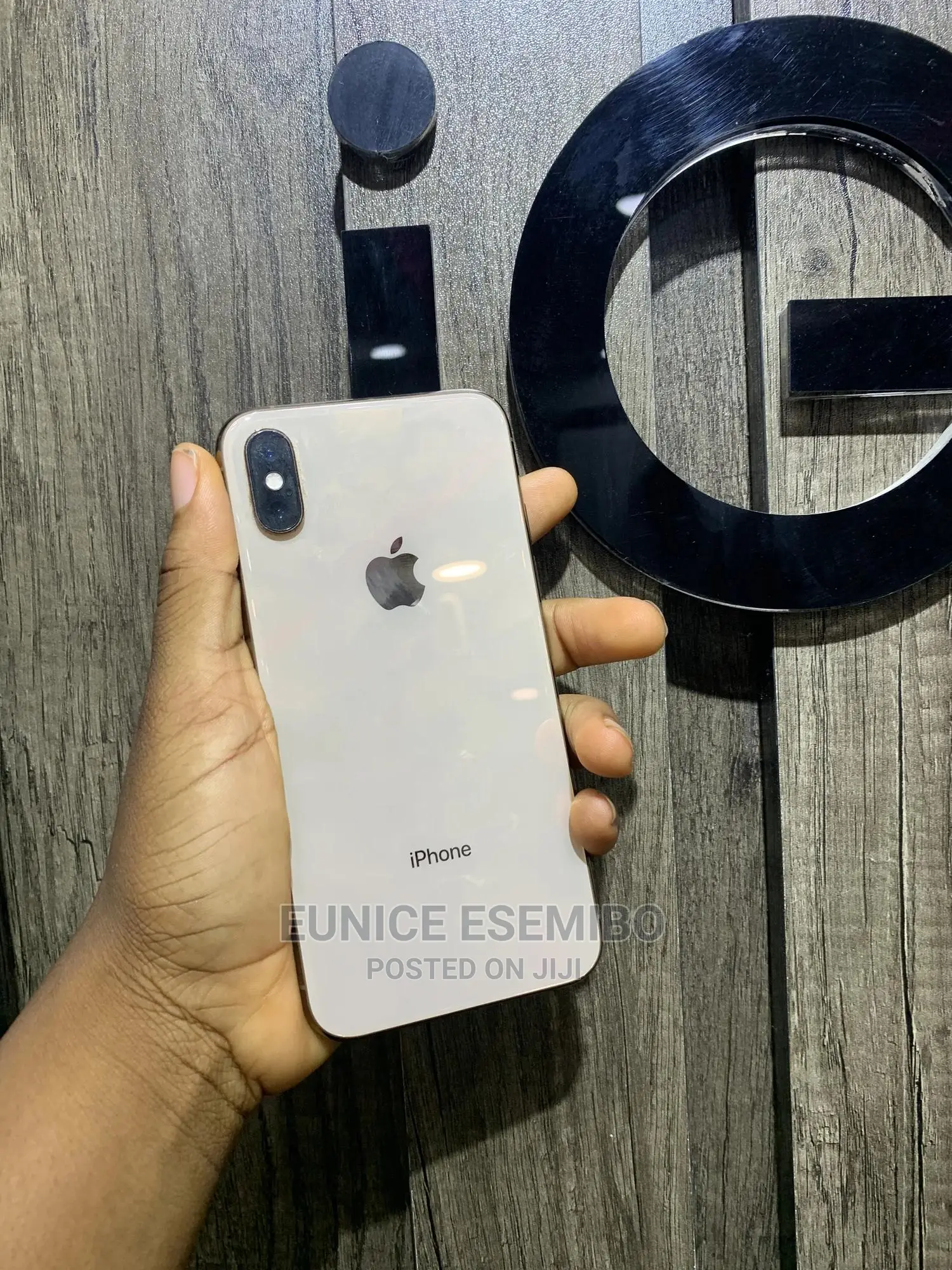 Apple iPhone XS 64 GB White