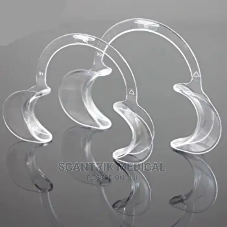 Plastic Dental Cheek Retractor