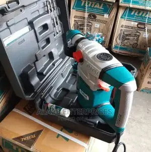 Total Concrete Hammer Drill 1800w Sds Plus