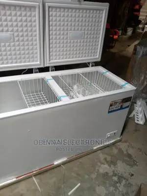 Brand New Skyrun 500L Double Door Chest Freezer/White Colour