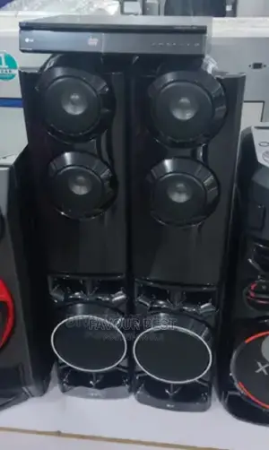 Brand New Lg DVD Home Theater 1250w Bluetooth Powerful Bass