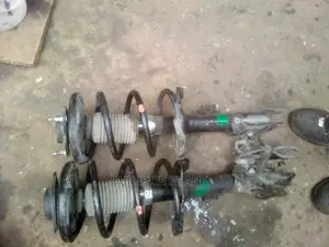Front Shock Hyundai Tucson 2010 Model