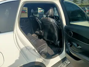 Mercedes-Benz GLC-Class 2019 White