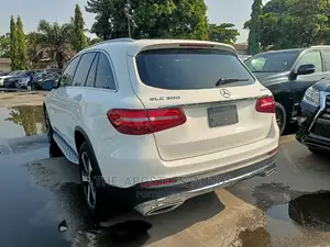 Mercedes-Benz GLC-Class 2019 White