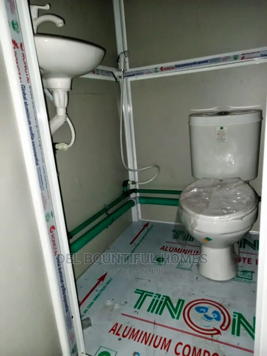 Classic Mobility Toilet