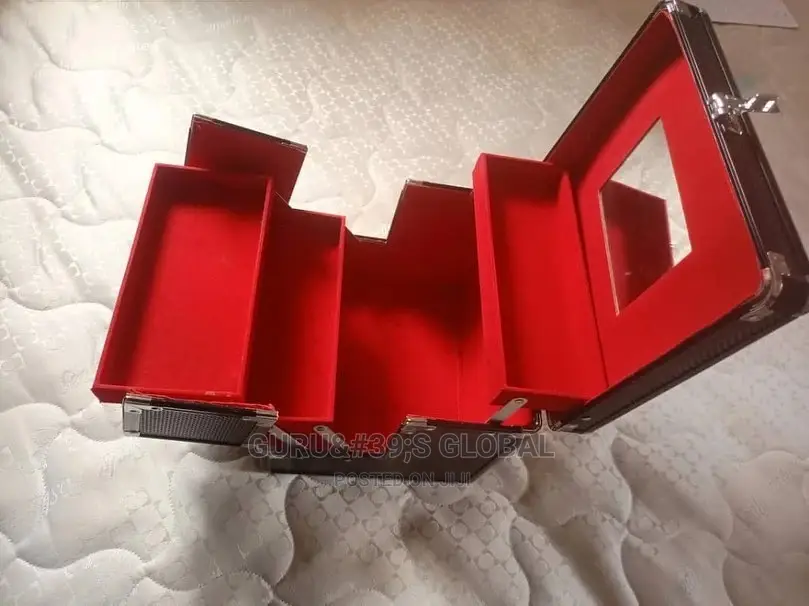 Makeup Box