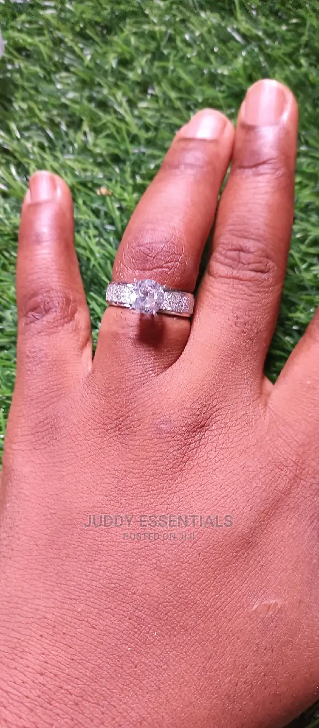 Original High Quality Non Tarnishing Silver Engagement Ring