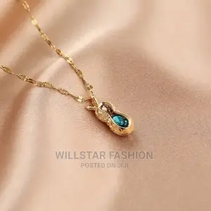 Diamond Peanut Pendant Chain/Necklace