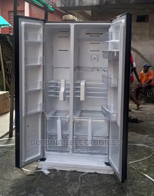 Brand New Hisense SideSide 514L Refrigerator/Black Mirror/ in Ojo