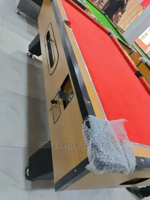 Solid 7ft Coin Operated Snooker