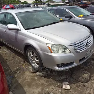 Toyota Avalon 2004 Silver