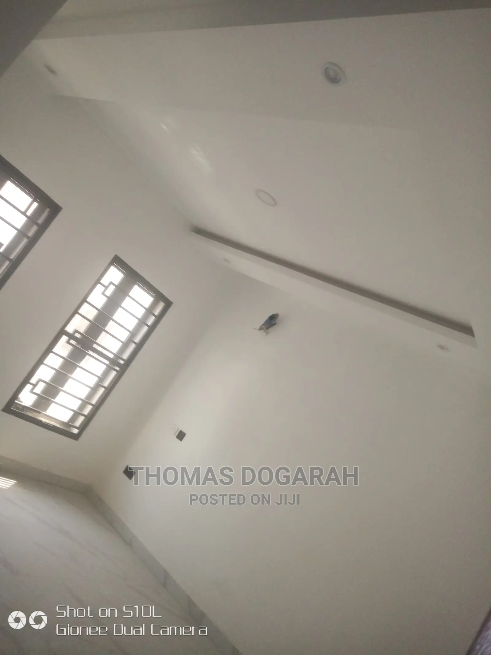 4bdrm Townhouse / Terrace in Apo Resettlement for rent