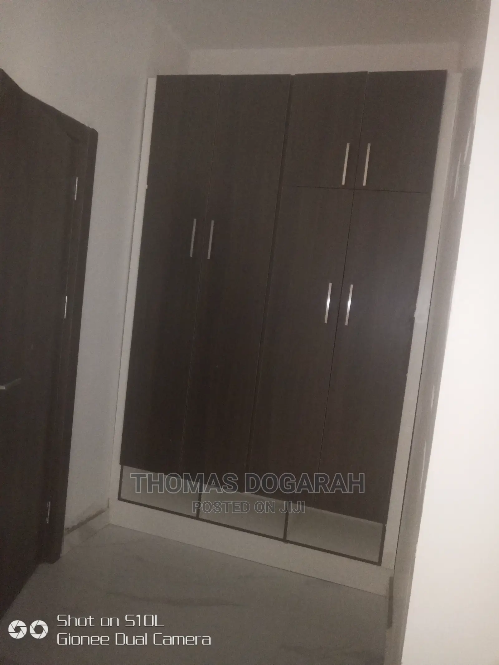 4bdrm Townhouse / Terrace in Apo Resettlement for rent