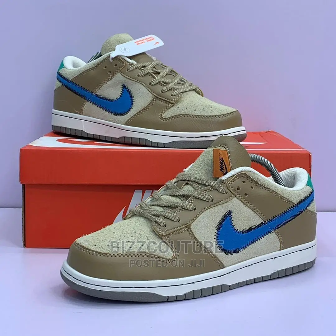 Original DUNK LOW Dark Drift Wood Available in Store