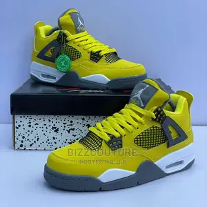 Original AIR JORDAN 4 RETRO Lighting Available in Store