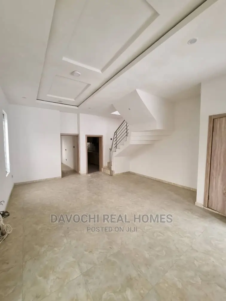 4bdrm Duplex in Orchid Road, Lekki for rent