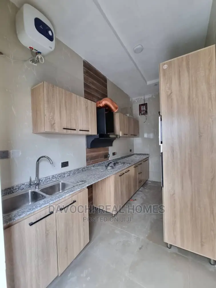 4bdrm Duplex in Orchid Road, Lekki for rent