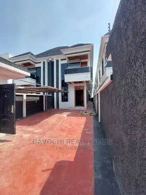 4bdrm Duplex in By Chevron Second, Lekki for rent