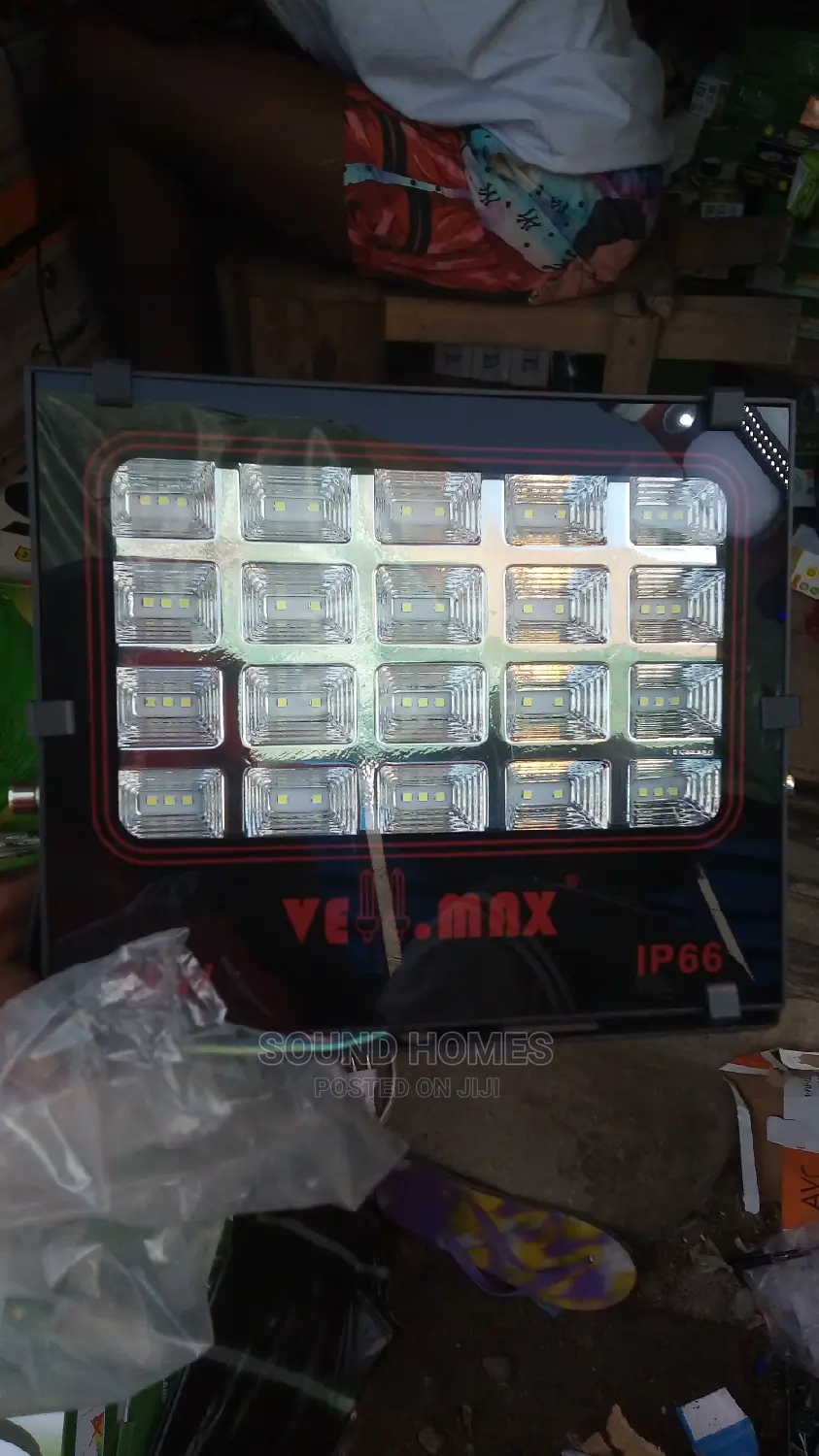 Vellmax Flood Light