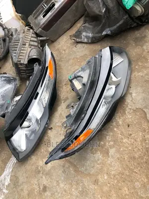 Range Rover Evogu Head Lamp 2013
