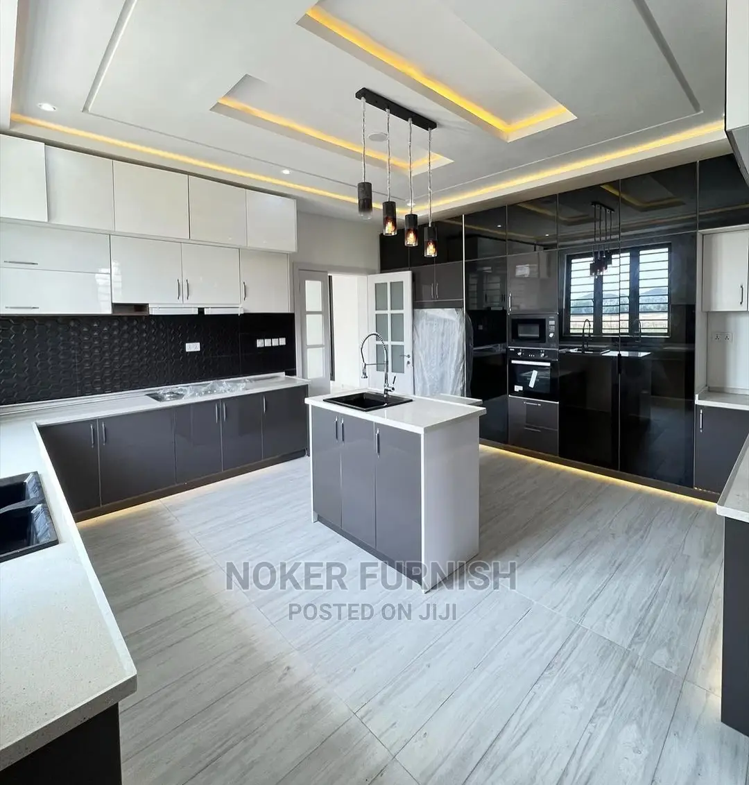 Luxury Kitchen Cabinets