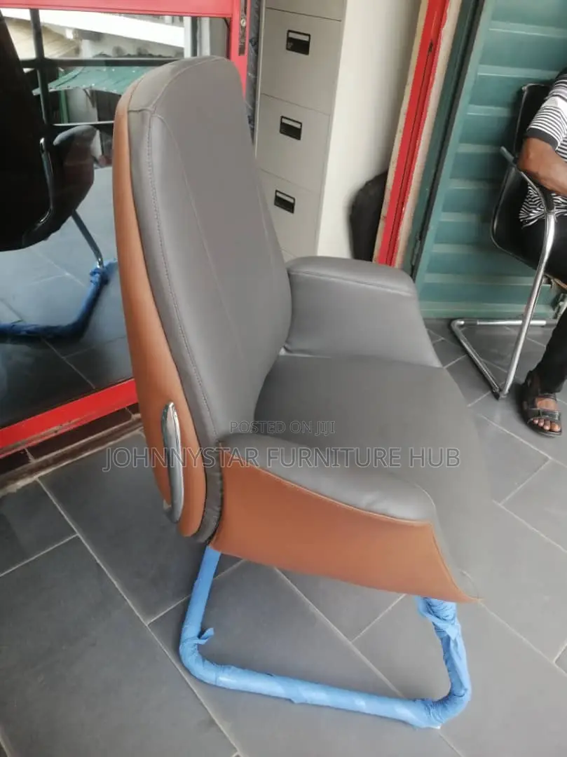 Italian Executive Visitors Office Chairs
