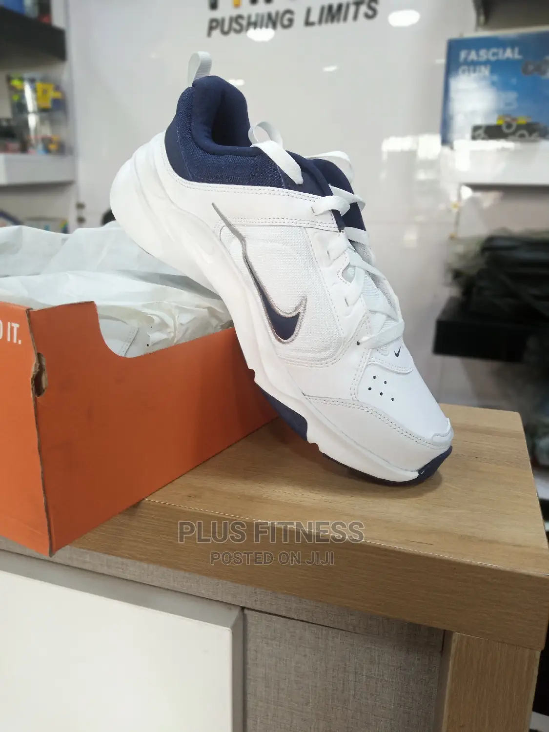 Nike Defyallday