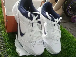 Nike Defyallday