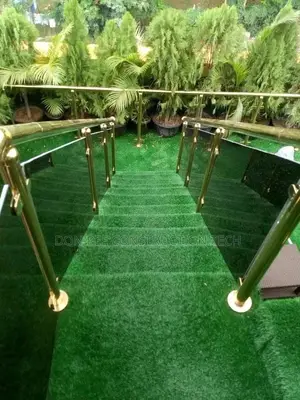 Glass Rails 001