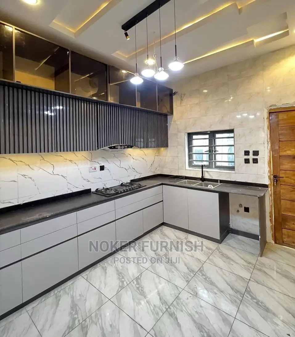 Luxury Kitchen Cabinets With LED Lights