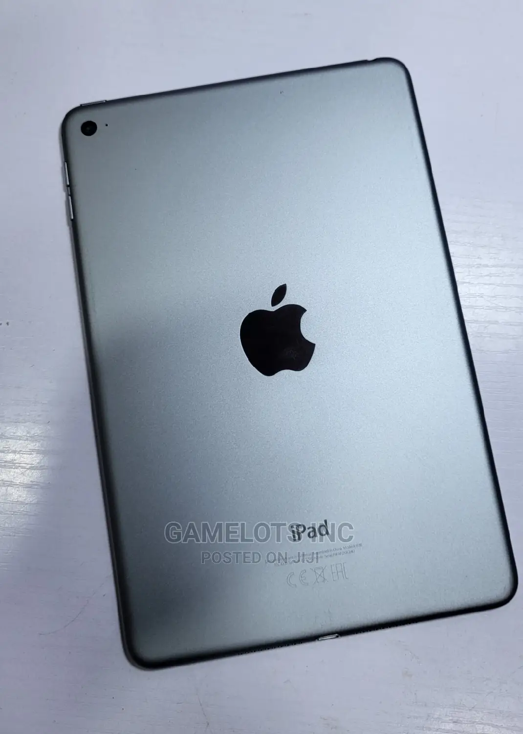 Apple iPad mini 4 128 GB Gray