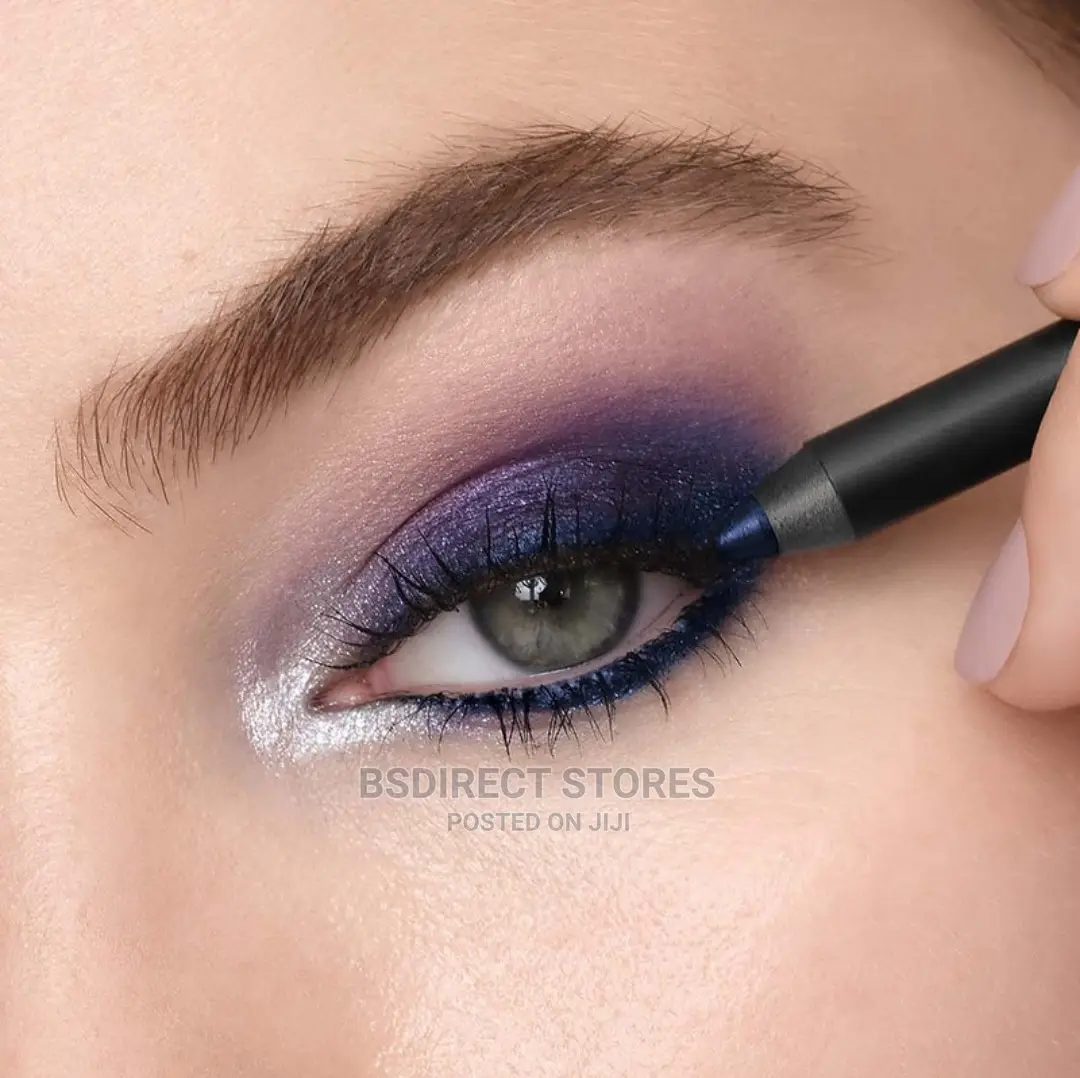 Avon Mark. Ultra Violet Gel Paint Blendable Kohl Eyeliner