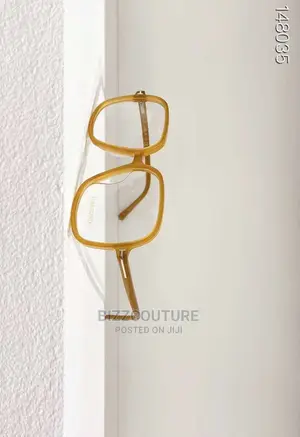 Original TOM FORD Eye Wear Glasses Available in Store