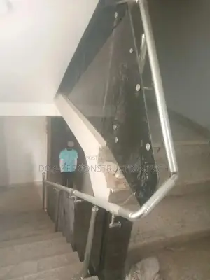 Frameless Glass Railing 004