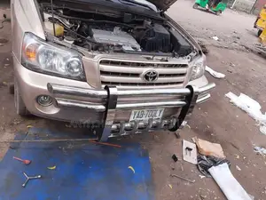 Toyota Hyland Front Pumper Guide