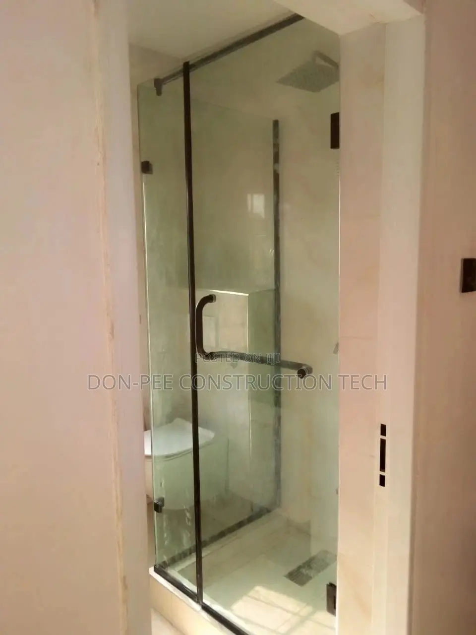 Shower Cubicle 009