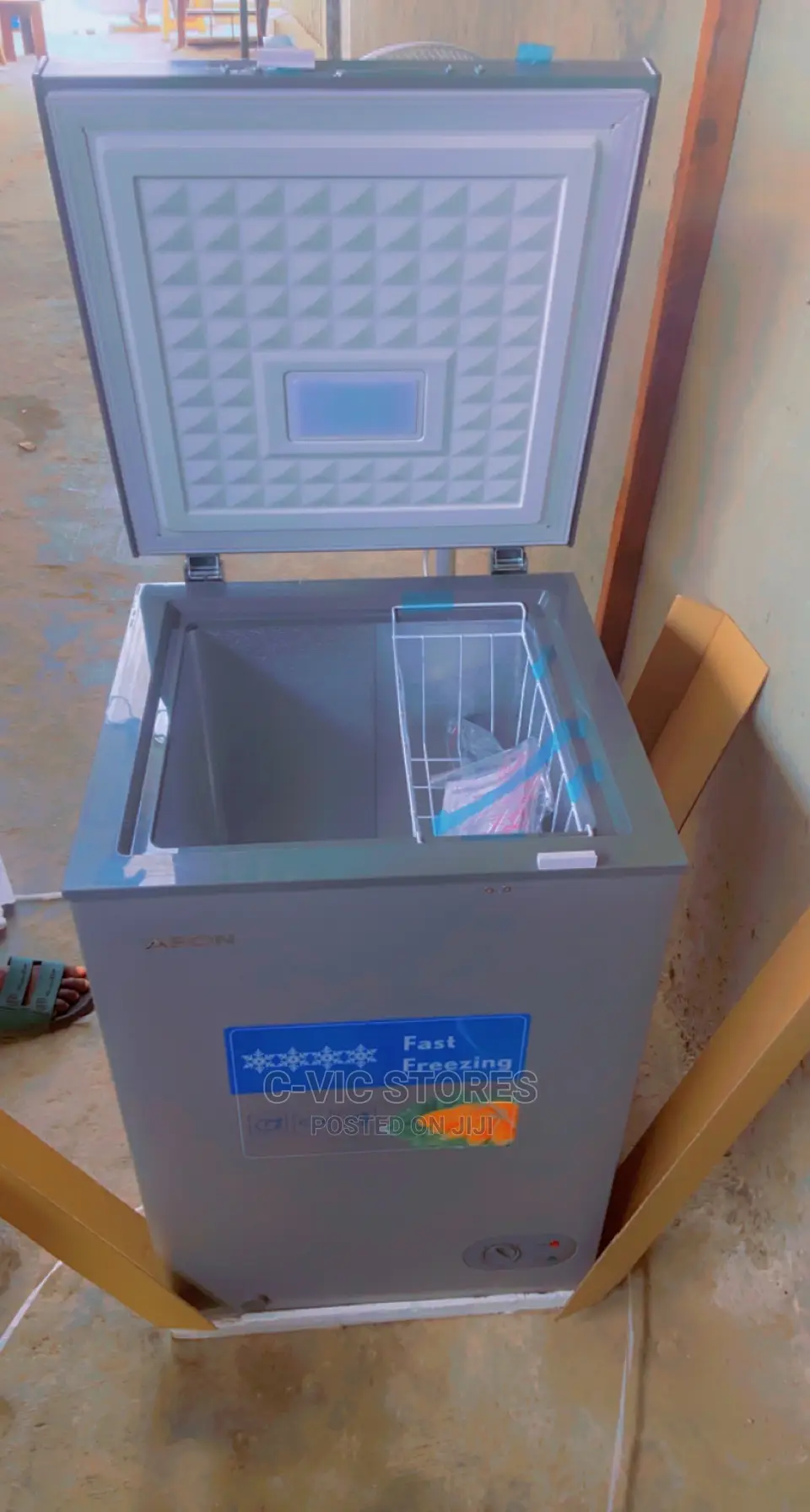 Aeon Chest Freezer Acf-100