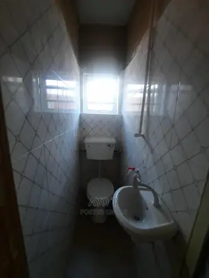 Studio Apartment in Bariga for rent