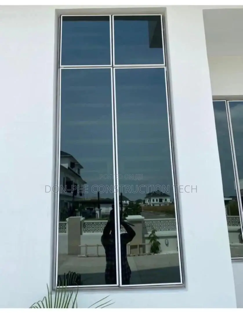 Frameless Window